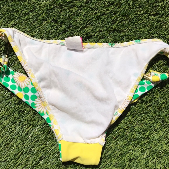 B swim bikini - Picture 3 of 5